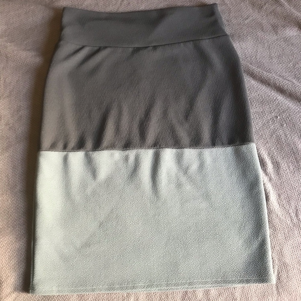 LuLaRoe Cassie Skirt